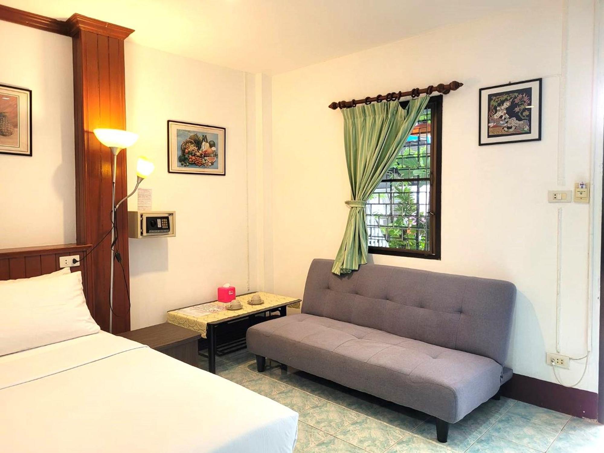 Rabbit Mansion Patong Hotel Luaran gambar