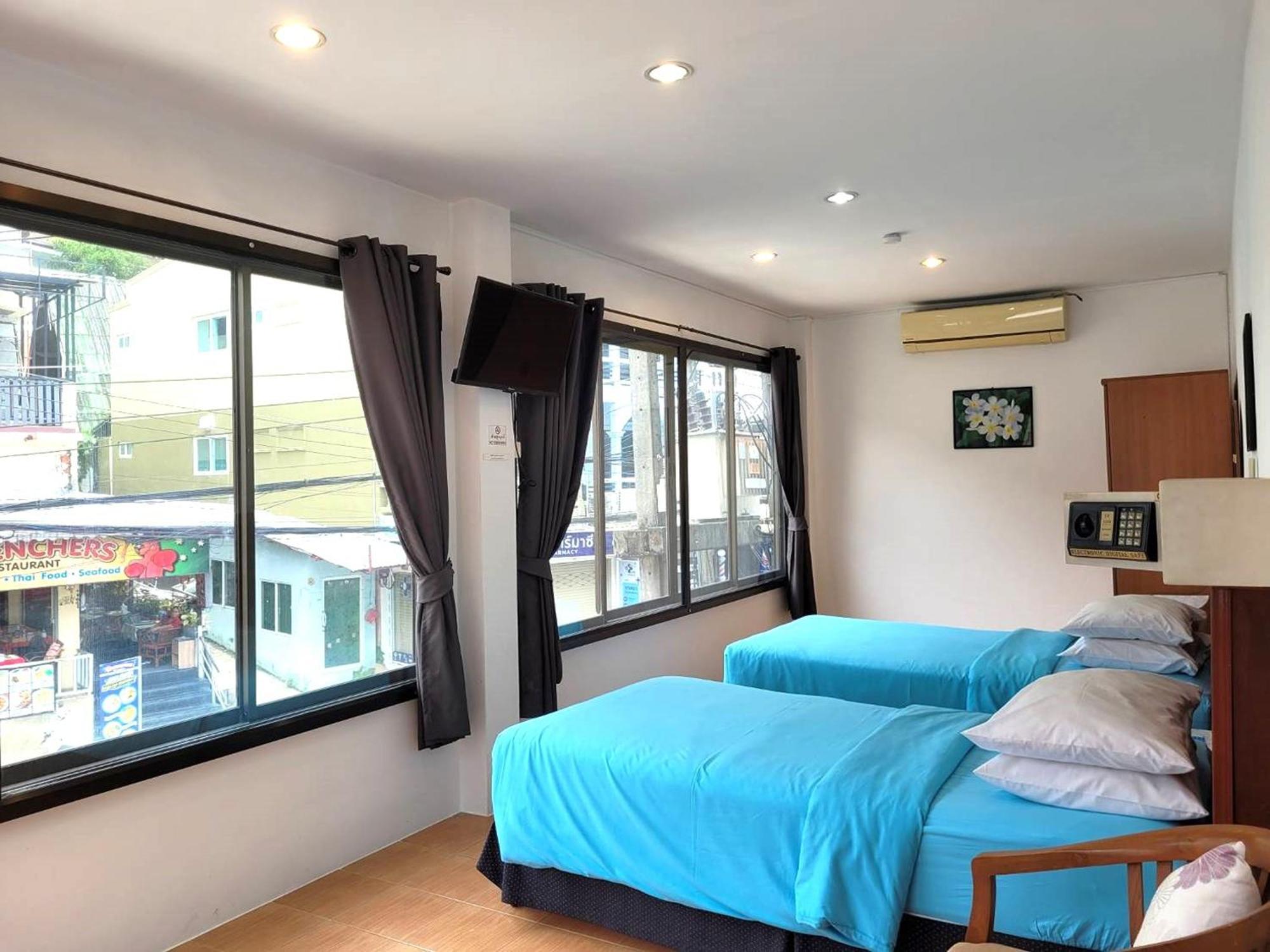 Rabbit Mansion Patong Hotel Luaran gambar